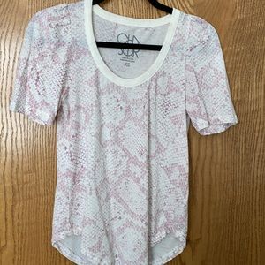 XS Chaser Scoop Neck Snake Print Puff Shoulder Tee